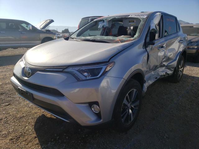 Photo 1 VIN: 2T3RFREV8JW813565 - TOYOTA RAV4 ADVEN 