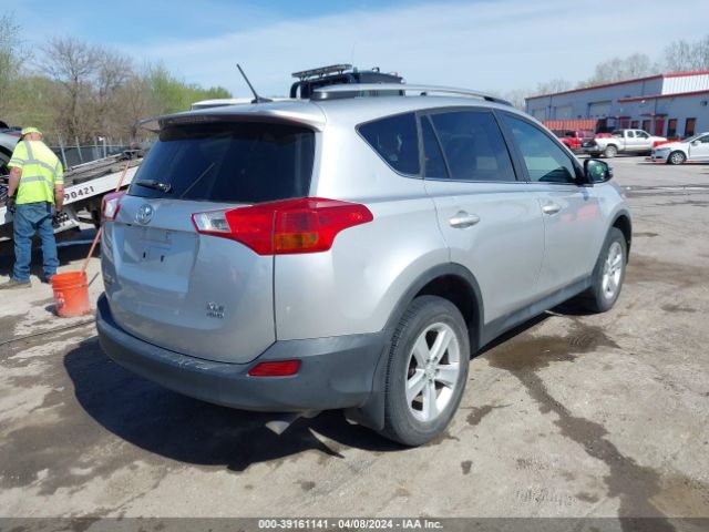 Photo 3 VIN: 2T3RFREV9DW043736 - TOYOTA RAV4 