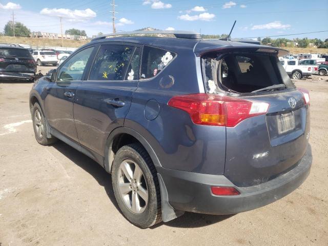 Photo 2 VIN: 2T3RFREV9DW123294 - TOYOTA RAV4 XLE 