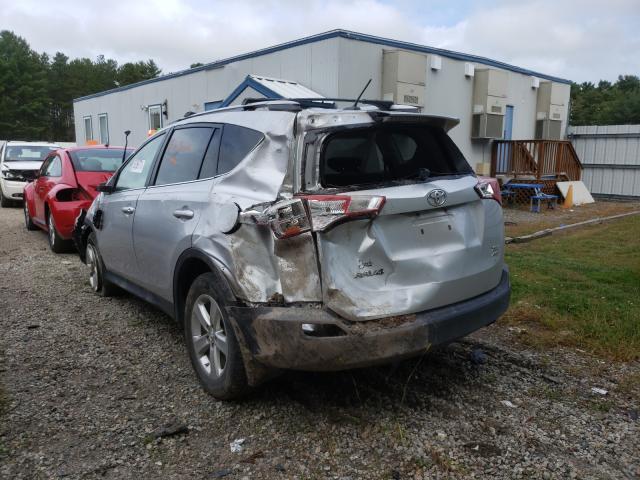 Photo 2 VIN: 2T3RFREV9DW123473 - TOYOTA RAV4 XLE 