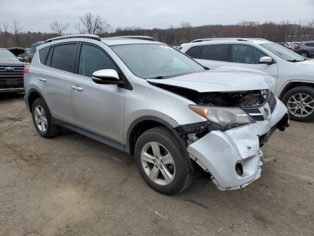 Photo 3 VIN: 2T3RFREV9EW127685 - TOYOTA RAV4 