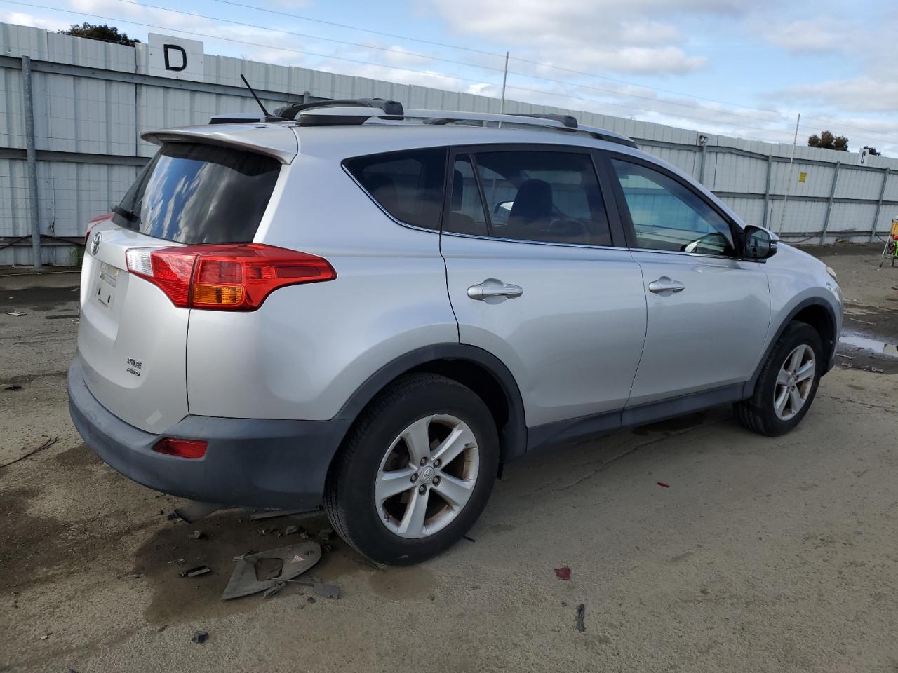 Photo 2 VIN: 2T3RFREV9EW206063 - TOYOTA RAV 4 