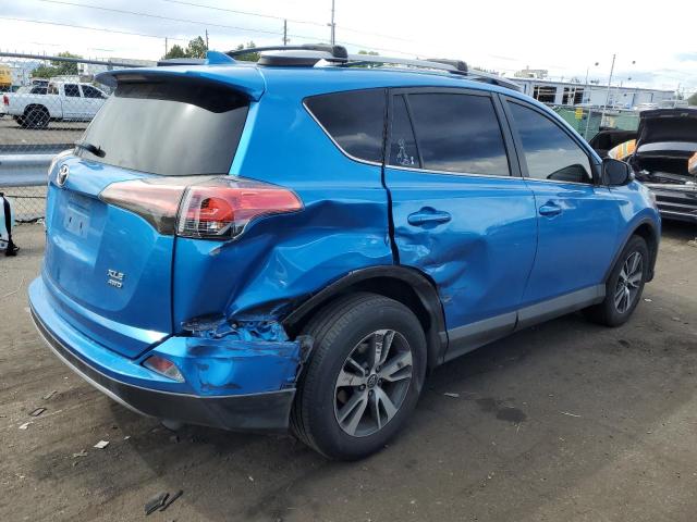 Photo 2 VIN: 2T3RFREV9HW562095 - TOYOTA RAV4 XLE 