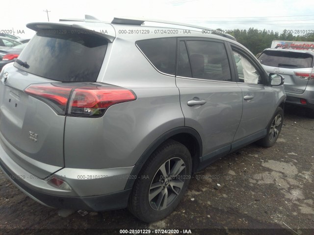 Photo 3 VIN: 2T3RFREV9JW725852 - TOYOTA RAV4 