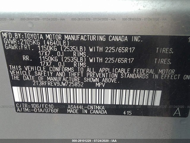 Photo 8 VIN: 2T3RFREV9JW725852 - TOYOTA RAV4 