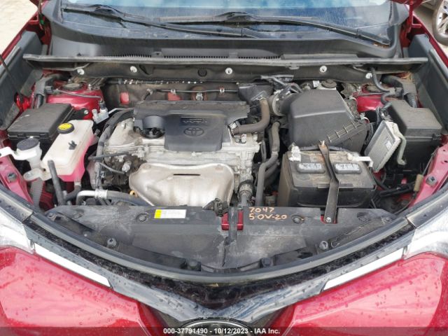 Photo 9 VIN: 2T3RFREV9JW739279 - TOYOTA RAV4 