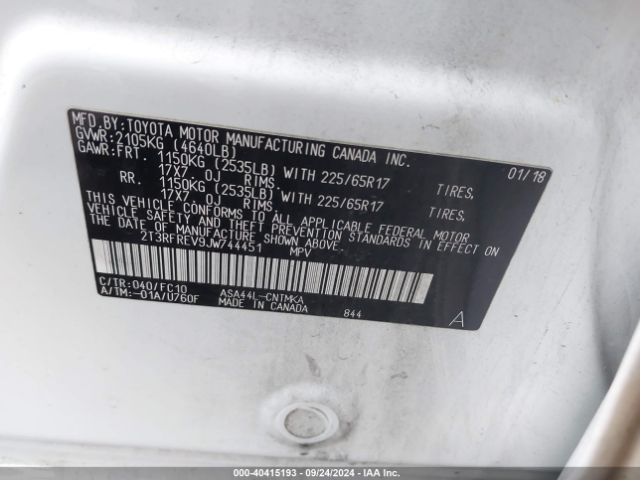 Photo 8 VIN: 2T3RFREV9JW744451 - TOYOTA RAV4 