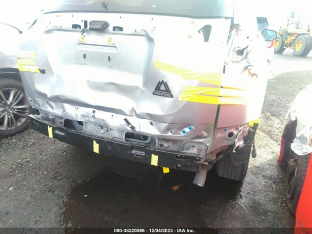 Photo 5 VIN: 2T3RFREV9JW777546 - TOYOTA RAV4 