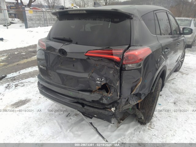 Photo 5 VIN: 2T3RFREV9JW789499 - TOYOTA RAV4 