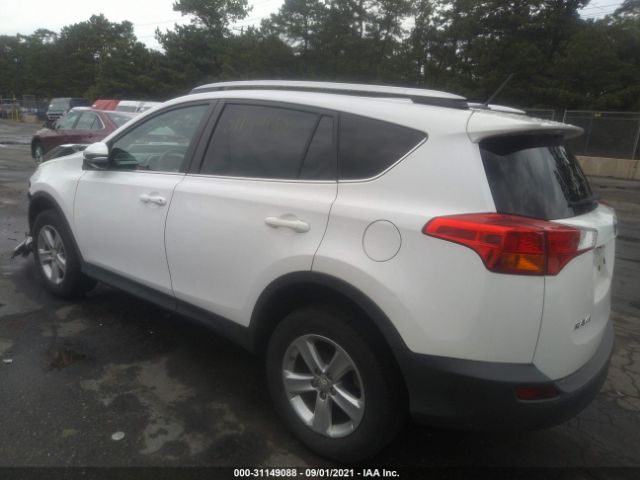 Photo 2 VIN: 2T3RFREVXDW111915 - TOYOTA RAV4 