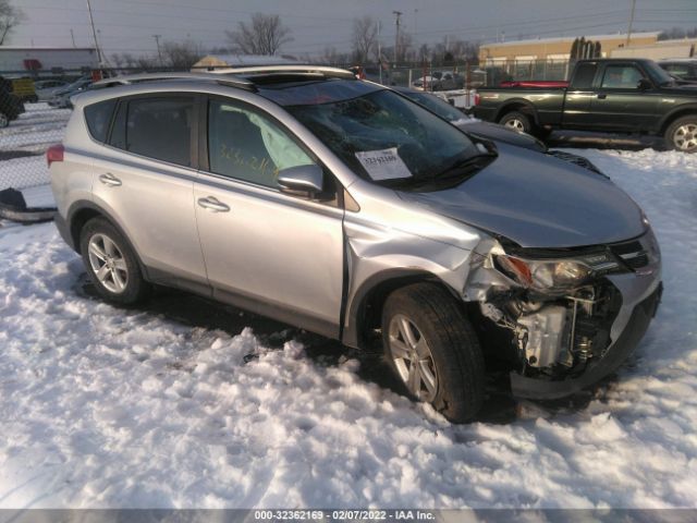 Photo 0 VIN: 2T3RFREVXEW141613 - TOYOTA RAV4 