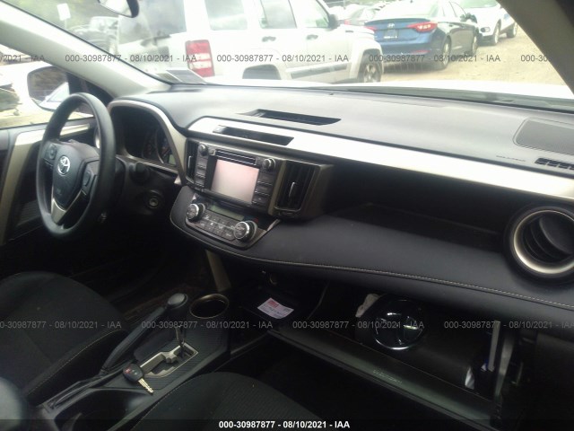 Photo 4 VIN: 2T3RFREVXEW151798 - TOYOTA RAV4 