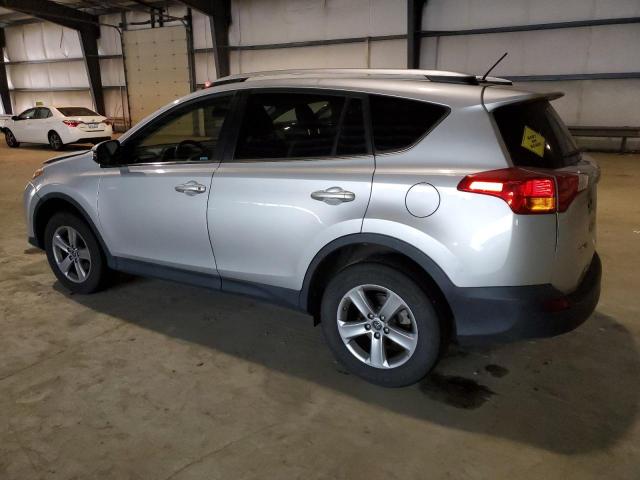 Photo 1 VIN: 2T3RFREVXFW398868 - TOYOTA RAV4 XLE 