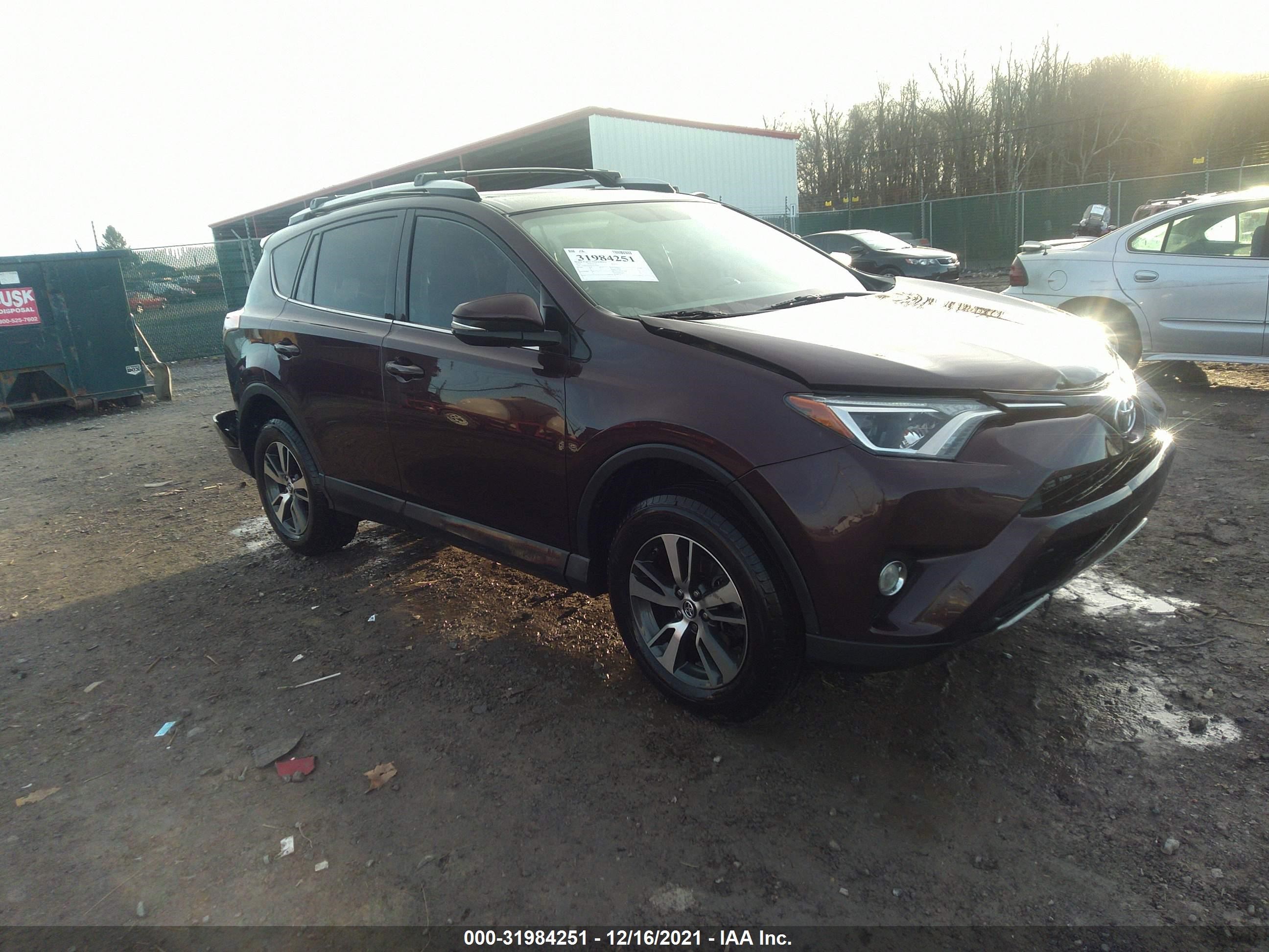 Photo 0 VIN: 2T3RFREVXGW537544 - TOYOTA RAV 4 