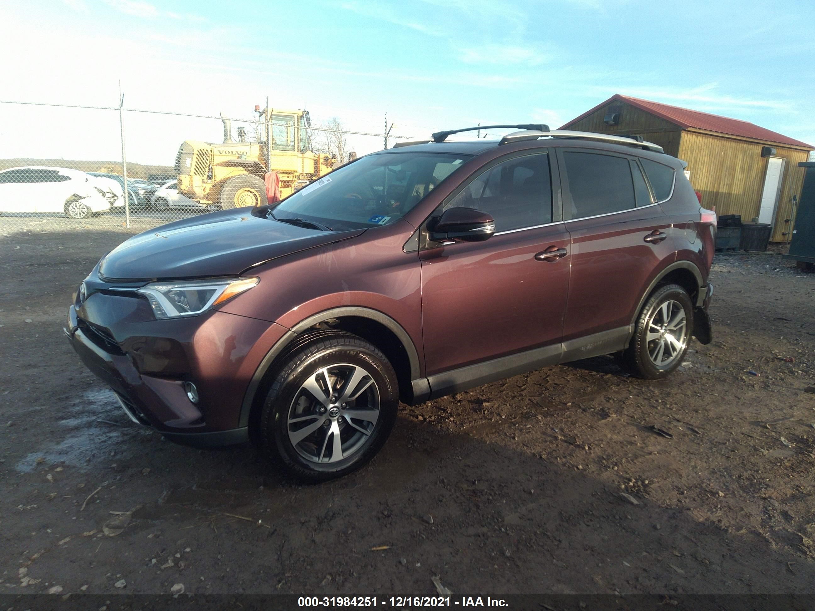 Photo 1 VIN: 2T3RFREVXGW537544 - TOYOTA RAV 4 