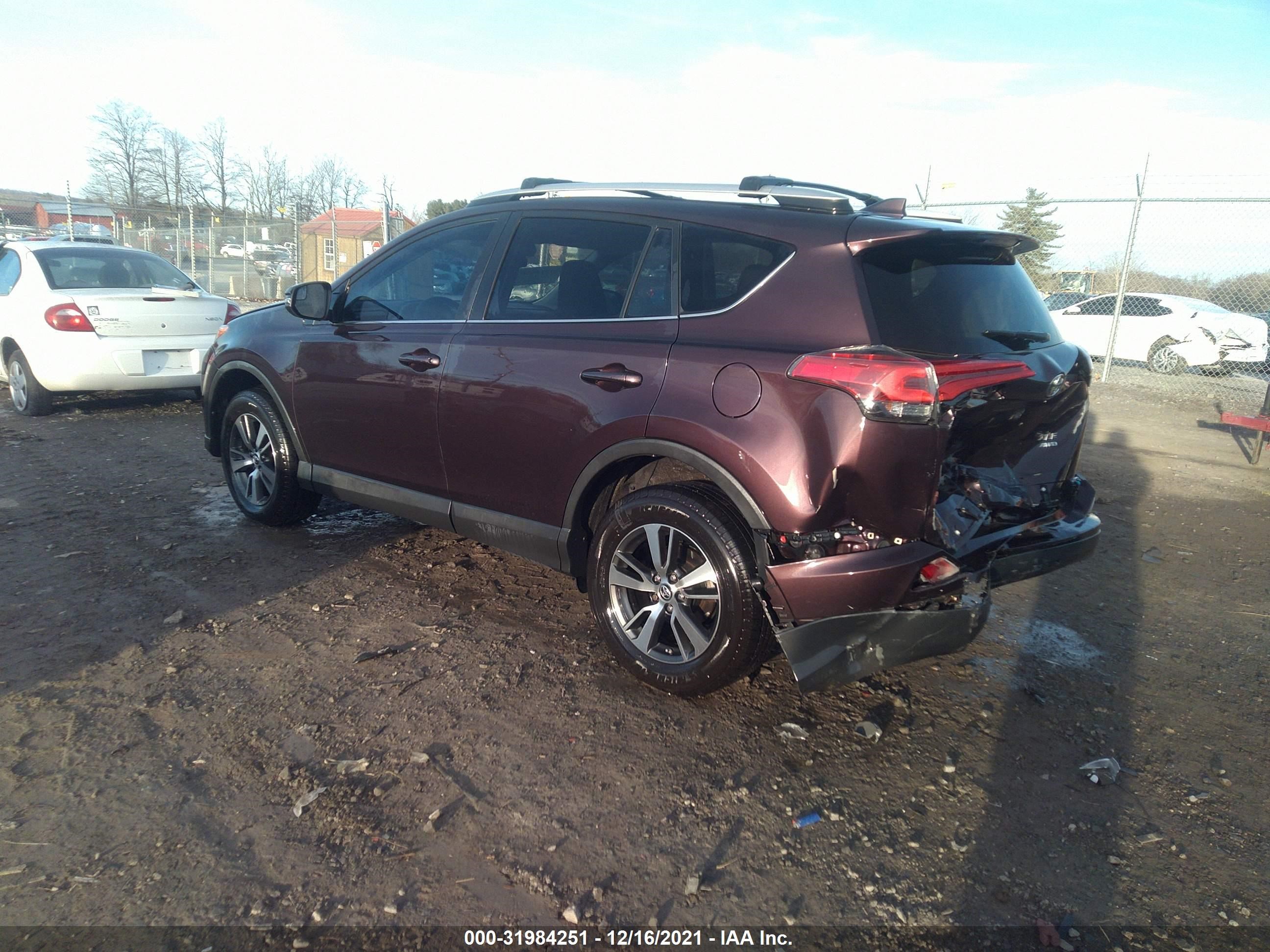 Photo 2 VIN: 2T3RFREVXGW537544 - TOYOTA RAV 4 