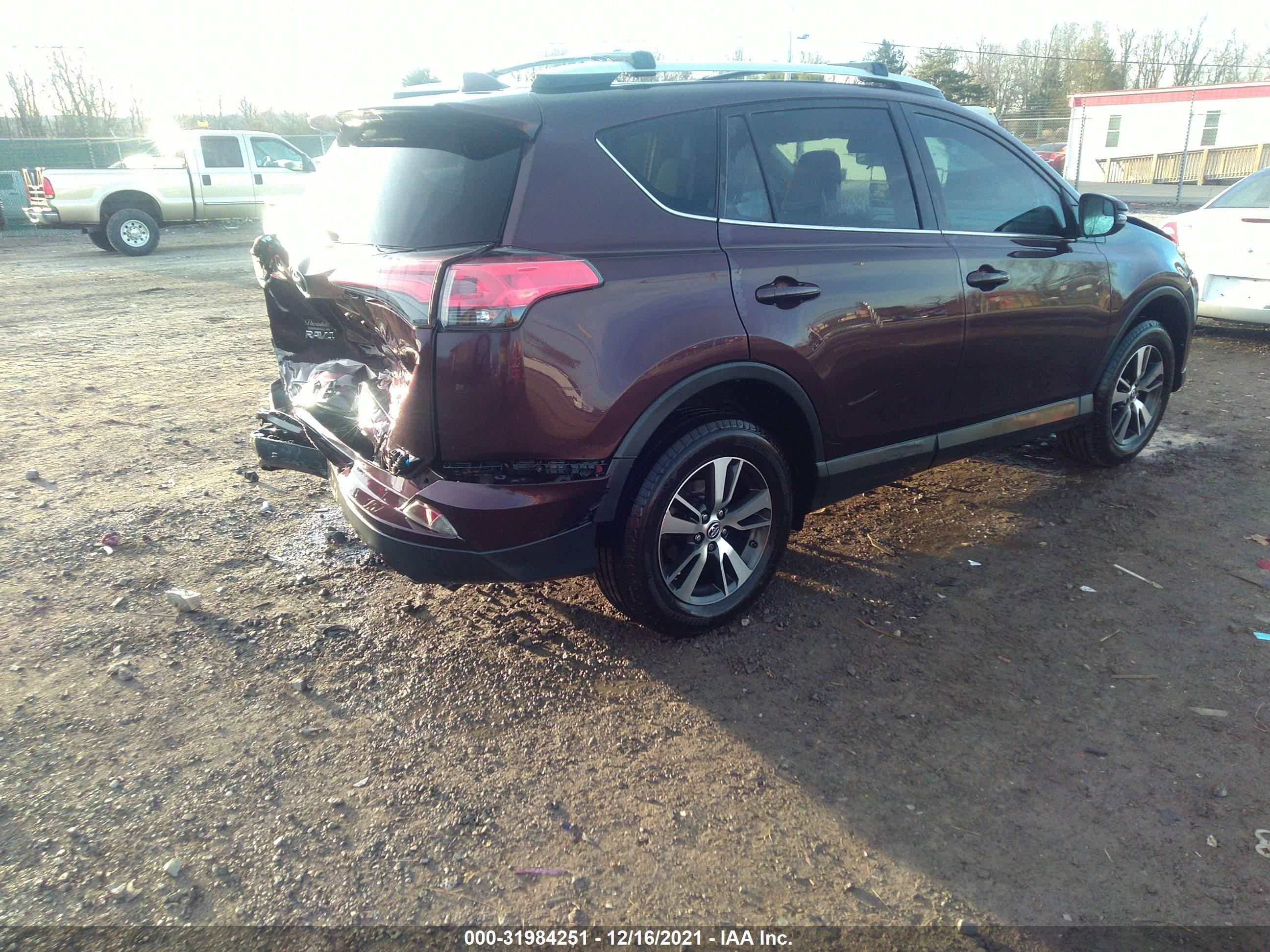 Photo 3 VIN: 2T3RFREVXGW537544 - TOYOTA RAV 4 