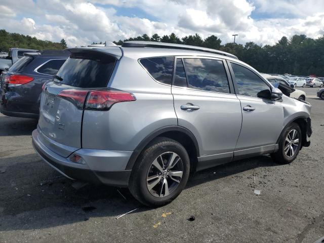 Photo 2 VIN: 2T3RFREVXHW610512 - TOYOTA RAV4 XLE 