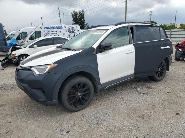 Photo 0 VIN: 2T3RFREVXJW718408 - TOYOTA RAV4 ADVEN 