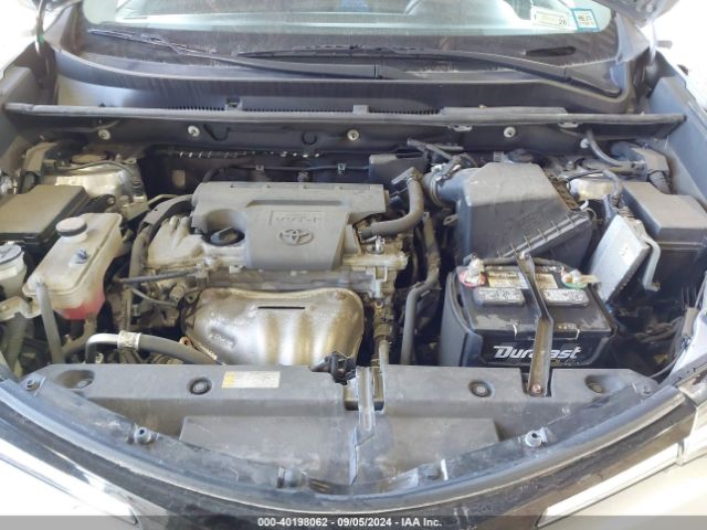 Photo 9 VIN: 2T3RFREVXJW736732 - TOYOTA RAV4 