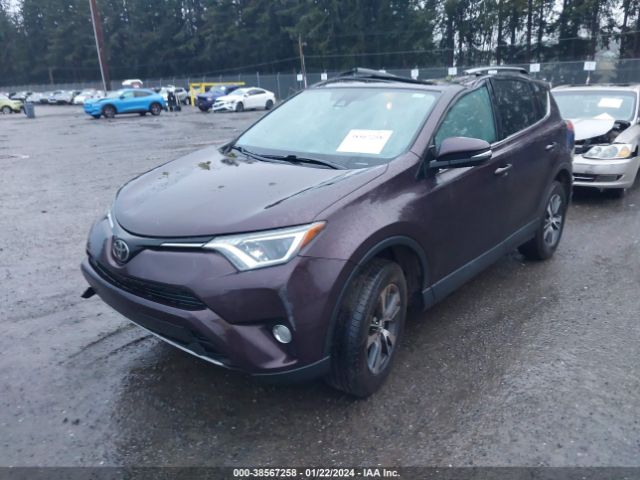 Photo 1 VIN: 2T3RFREVXJW746273 - TOYOTA RAV4 