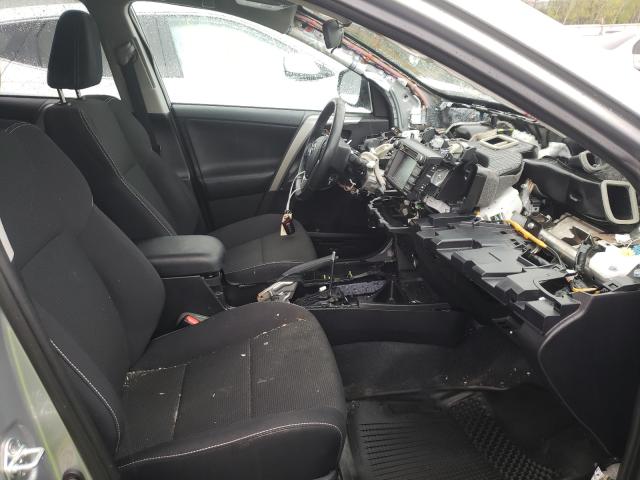 Photo 4 VIN: 2T3RFREVXJW773358 - TOYOTA RAV4 