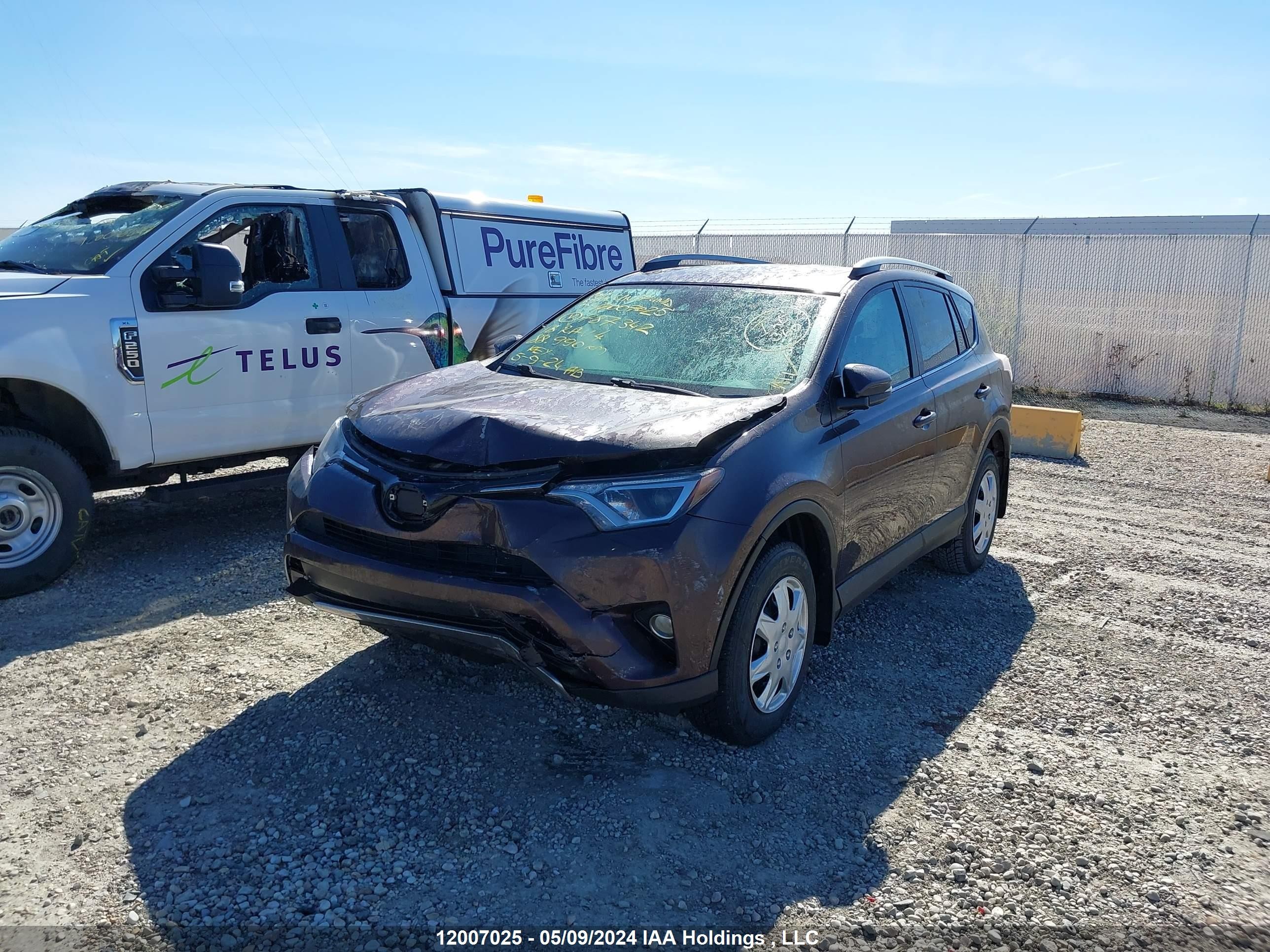 Photo 1 VIN: 2T3RFREVXJW787342 - TOYOTA RAV 4 