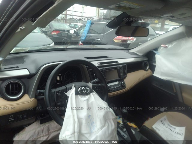 Photo 4 VIN: 2T3RFREVXJW790841 - TOYOTA RAV4 