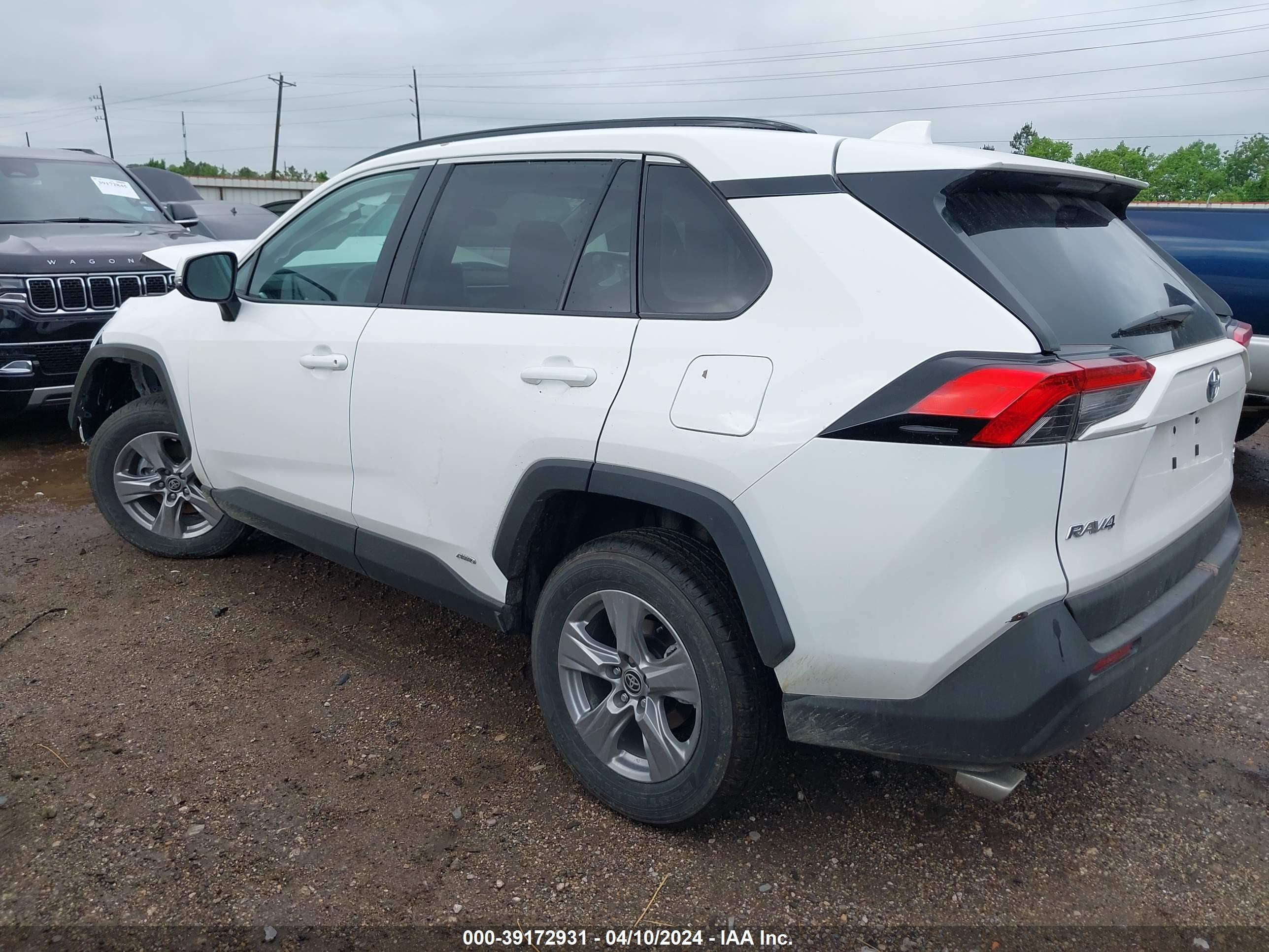 Photo 2 VIN: 2T3RWRFV1RW213299 - TOYOTA RAV 4 