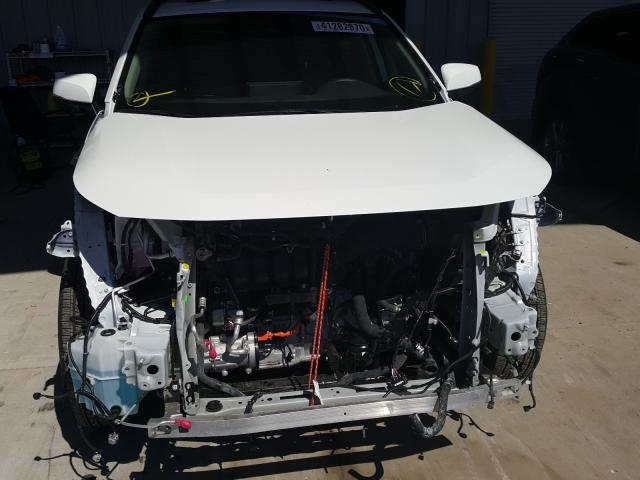 Photo 8 VIN: 2T3RWRFV5KW014357 - TOYOTA RAV4 XLE 