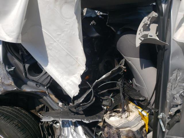 Photo 9 VIN: 2T3RWRFV5MW113425 - TOYOTA RAV4 XLE 