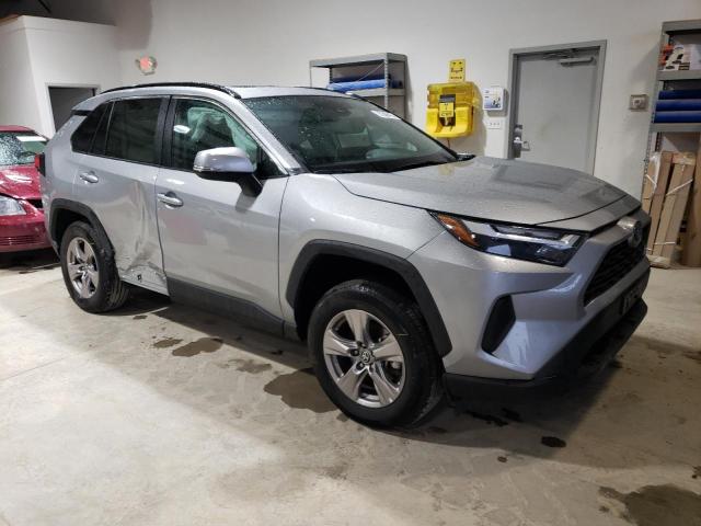 Photo 3 VIN: 2T3RWRFV7NW129403 - TOYOTA RAV4 XLE 