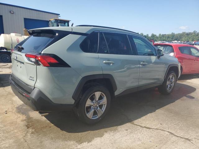 Photo 2 VIN: 2T3RWRFV7NW136870 - TOYOTA RAV4 XLE 