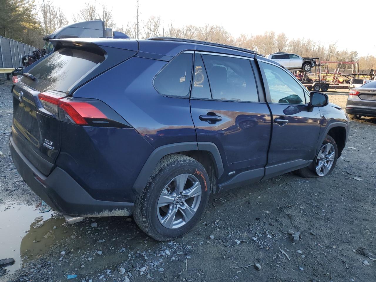 Photo 2 VIN: 2T3RWRFV7NW139154 - TOYOTA RAV 4 