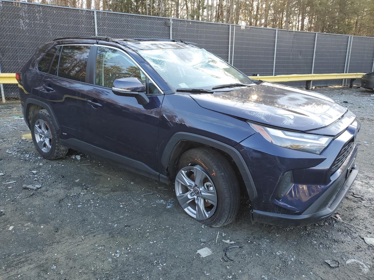 Photo 3 VIN: 2T3RWRFV7NW139154 - TOYOTA RAV 4 