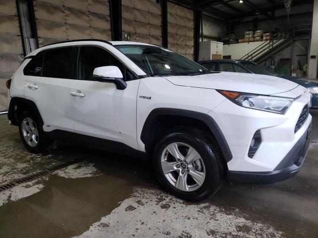 Photo 3 VIN: 2T3RWRFV8LW067927 - TOYOTA RAV4 XLE 