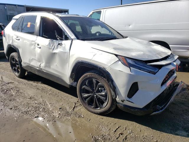 Photo 3 VIN: 2T3T6RFV7NW032658 - TOYOTA RAV4 SE 