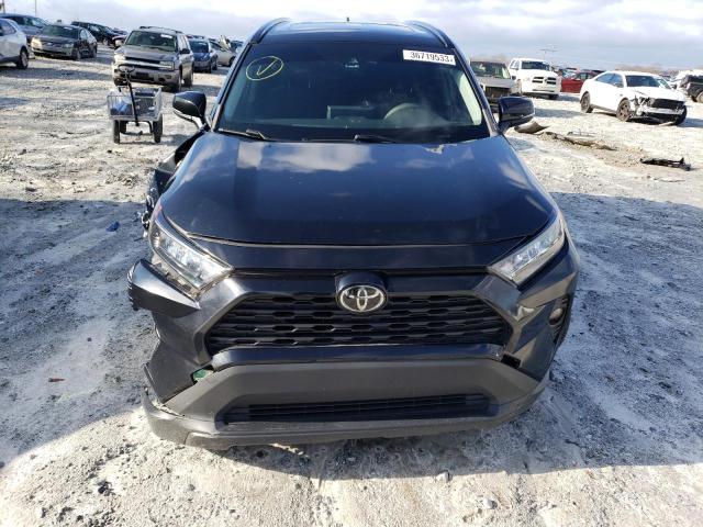 Photo 4 VIN: 2T3W1RFV0KC009666 - TOYOTA RAV4 XLE 