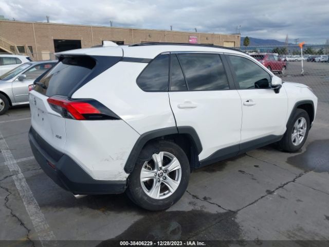 Photo 3 VIN: 2T3W1RFV0MC146027 - TOYOTA RAV4 