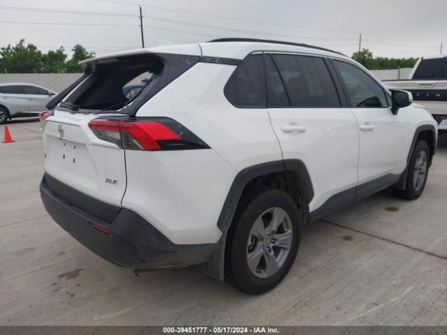 Photo 3 VIN: 2T3W1RFV0RW313072 - TOYOTA RAV4 