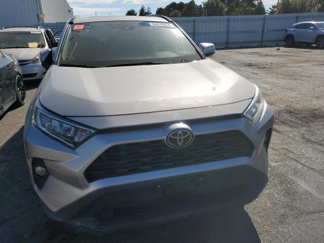 Photo 4 VIN: 2T3W1RFV1KC013631 - TOYOTA RAV4 XLE 