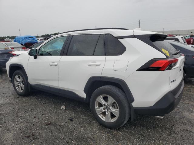 Photo 1 VIN: 2T3W1RFV1MC112405 - TOYOTA RAV4 XLE 