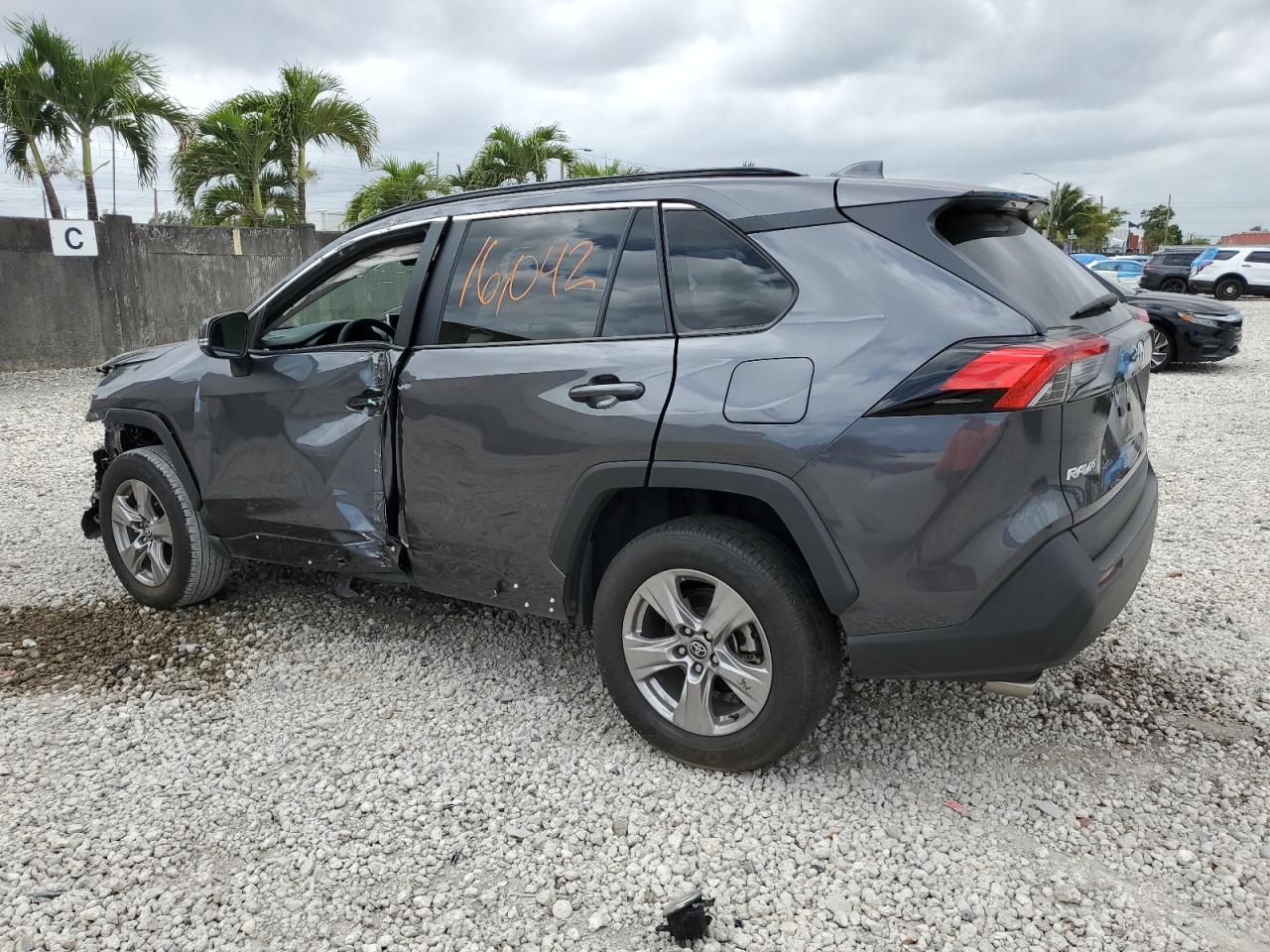 Photo 1 VIN: 2T3W1RFV1PC235609 - TOYOTA RAV 4 