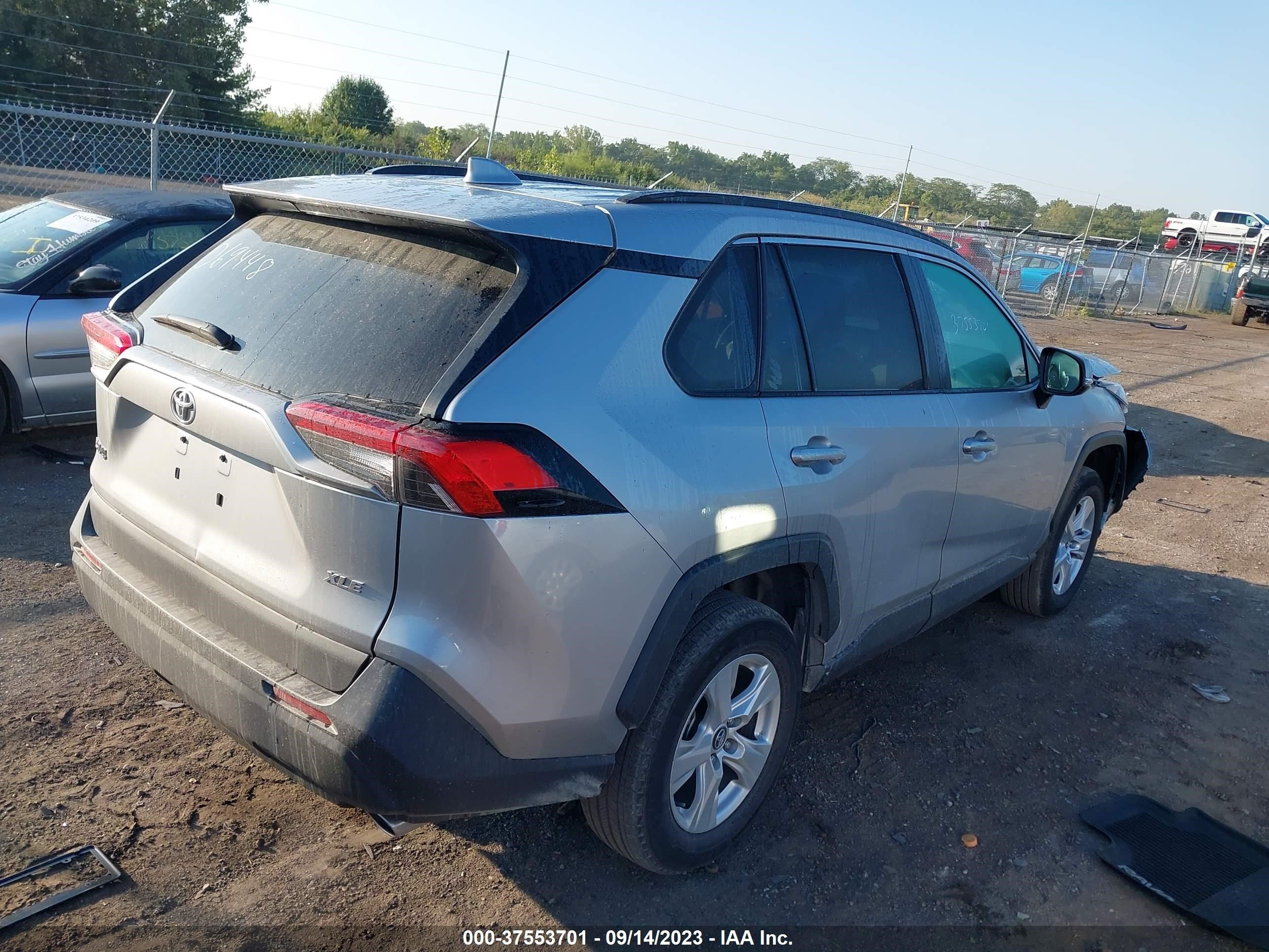 Photo 3 VIN: 2T3W1RFV2LC069448 - TOYOTA RAV 4 