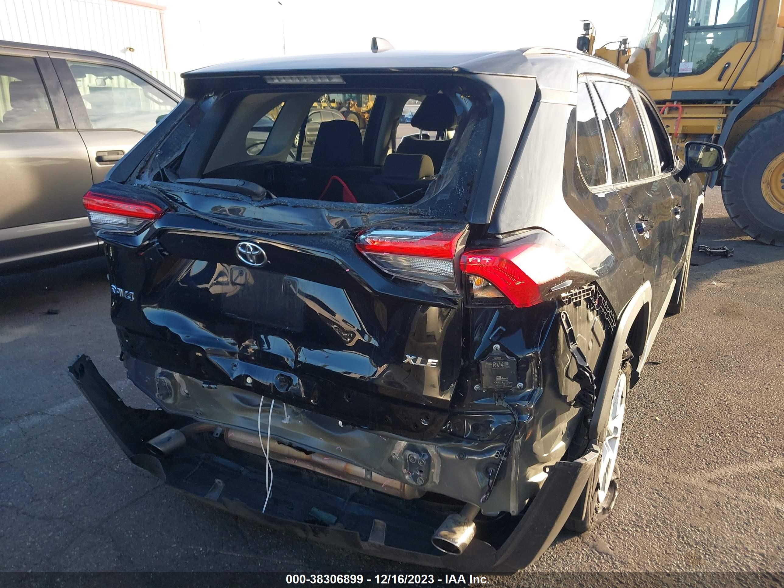 Photo 15 VIN: 2T3W1RFV2MC103678 - TOYOTA RAV 4 