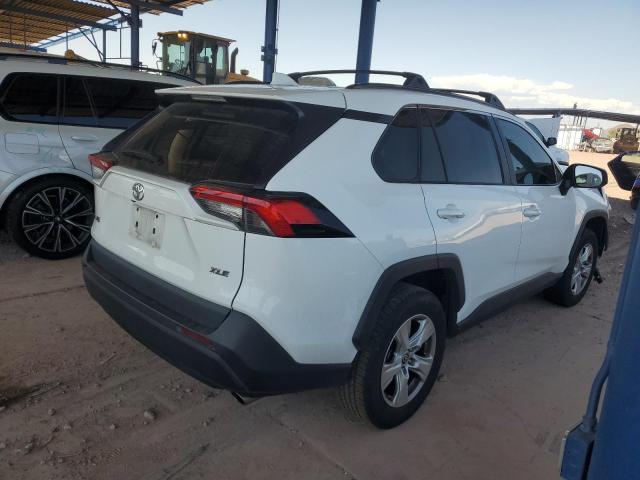 Photo 2 VIN: 2T3W1RFV2MC130539 - TOYOTA RAV4 XLE 