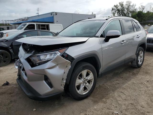 Photo 0 VIN: 2T3W1RFV2MC135563 - TOYOTA RAV4 XLE 