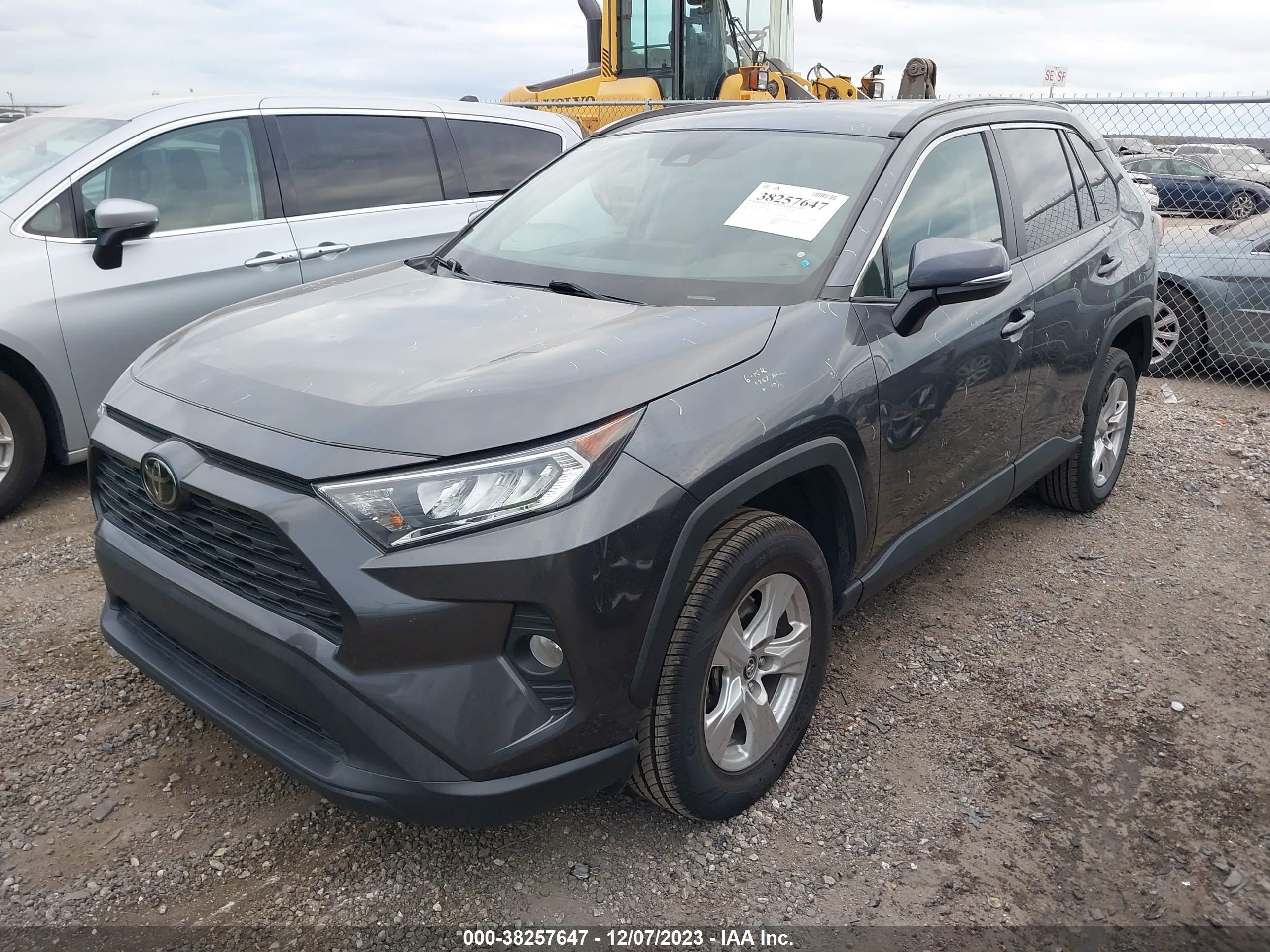 Photo 1 VIN: 2T3W1RFV2MW113156 - TOYOTA RAV 4 