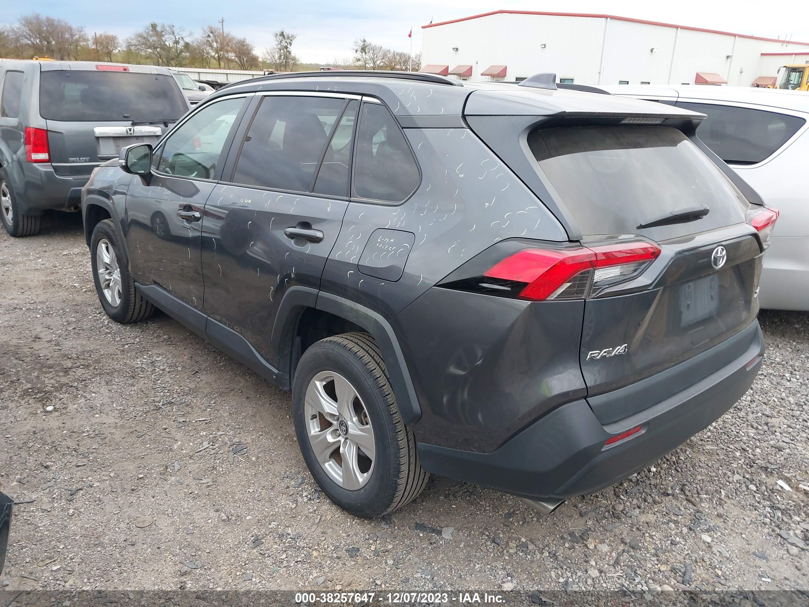 Photo 2 VIN: 2T3W1RFV2MW113156 - TOYOTA RAV 4 