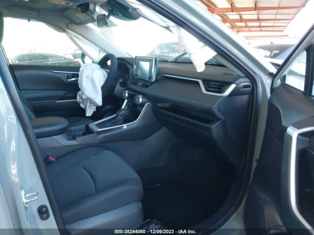 Photo 4 VIN: 2T3W1RFV2MW157058 - TOYOTA RAV4 